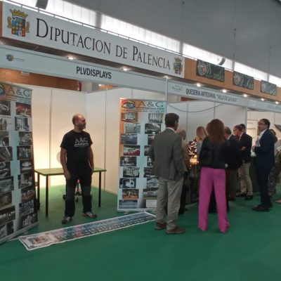 stand modular 15
